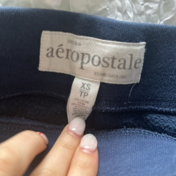 XS Aéropostale capri, barely worn, no holes or tears or stains, - Picture 3 of 3